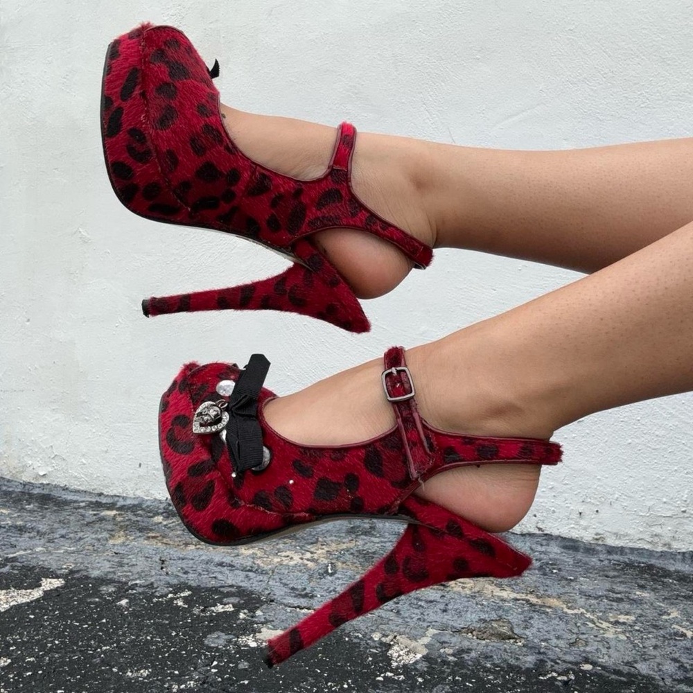 furry goth cheetah print platform heels by Iron Fist 💋🏴‍☠️